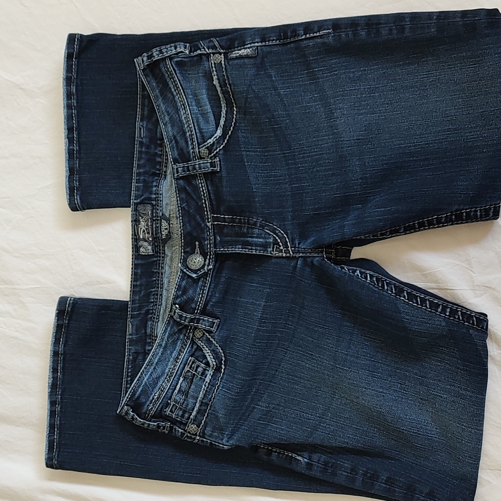 Silver jeans low rise boot cut Tuesdays 16 & 1/2